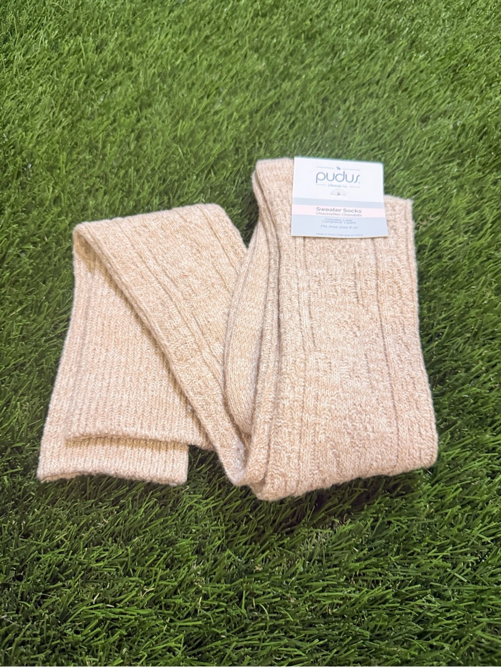 Pudus Sweater Socks